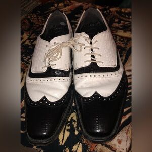 Stacy Adam’s Black and White Wingtip Oxford Dress Shoes Size 9